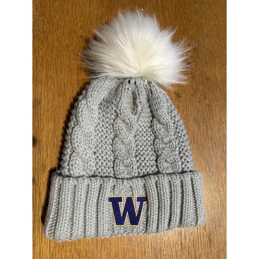 Washington Huskies Gray Cable Knit Pom Pom Beanie Hat Women's One Size